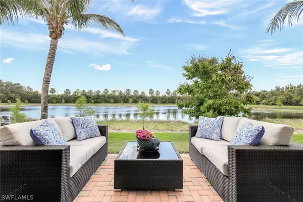 Naples, FL 34109,13339 Silktail DR