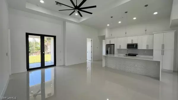 Lehigh Acres, FL 33971,3806 12th ST W