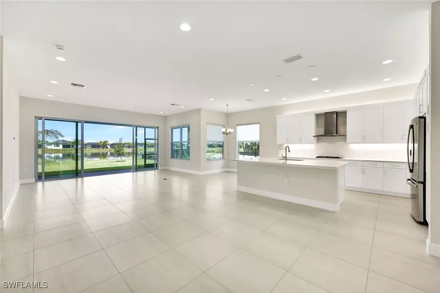 12219 Lotus AVE, Naples, FL 34120