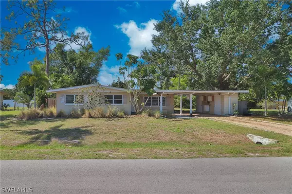 Fort Myers, FL 33907,2230 Aldridge AVE