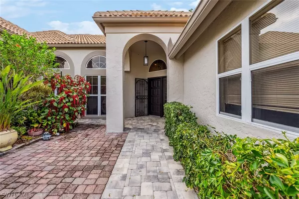 Naples, FL 34110,15186 Majorca Bay DR #2