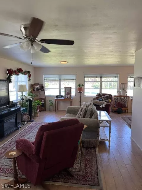 North Fort Myers, FL 33903,4840 Golf Club CT #5