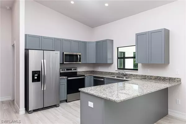 Lehigh Acres, FL 33971,3319 20th ST W