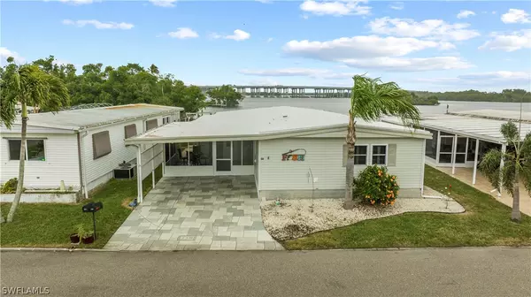 339 Shoreland DR,  Fort Myers,  FL 33905