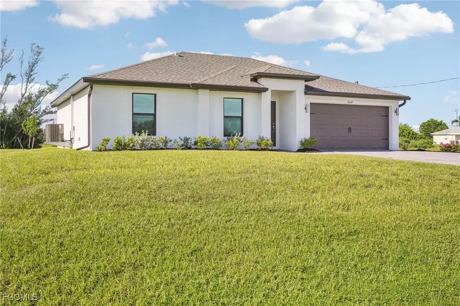 2624 Diplomat Pkwy W, Cape Coral, FL 33993
