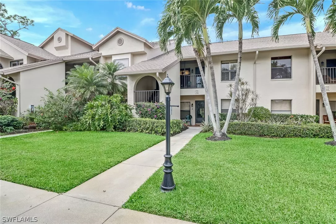 Naples, FL 34104,192 Fox Glen DR #2-192