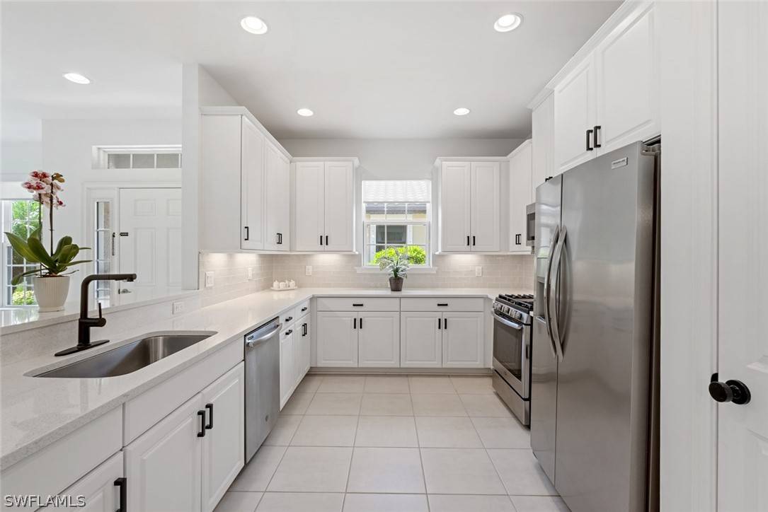 8217 Lucello TER W, Naples, FL 34114