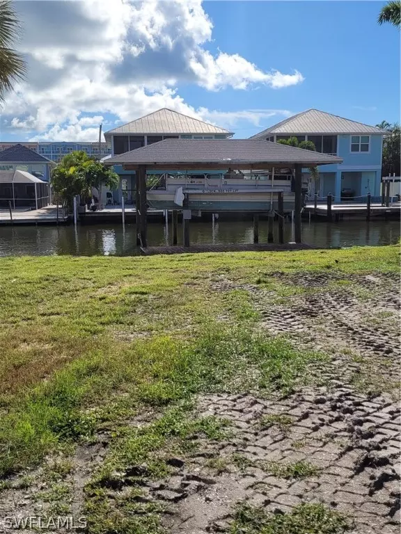 Fort Myers Beach, FL 33931,155 Palermo CIR