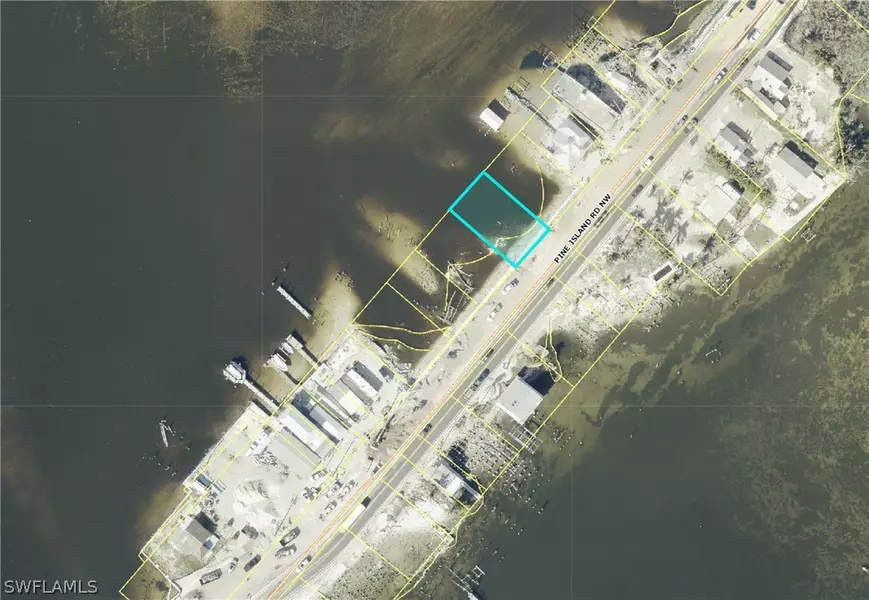 4244 Pine Island RD NW, Matlacha, FL 33993