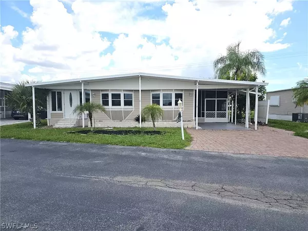 3172 Pluto CIR, North Fort Myers, FL 33903