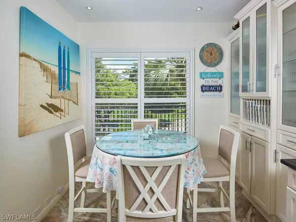 Naples, FL 34113,209 La Peninsula BLVD #209