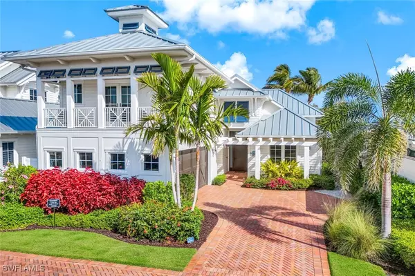 1463 2nd AVE S, Naples, FL 34102