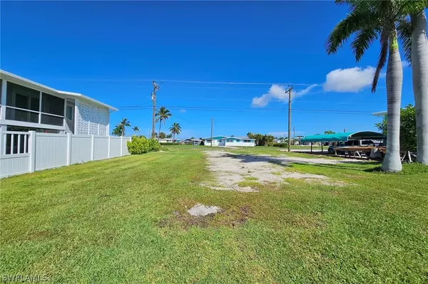 St James City, FL 33956,2522 York RD