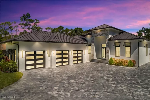 5847 English Oaks LN, Naples, FL 34119