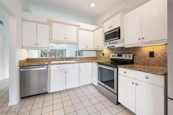 Naples, FL 34112,4130 Looking Glass LN #3802