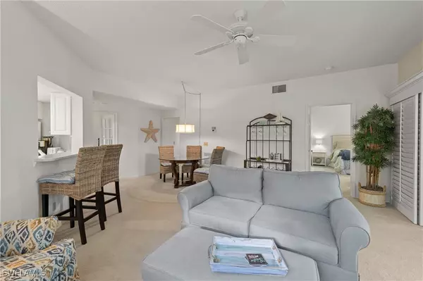 Naples, FL 34108,595 Serendipity DR #595
