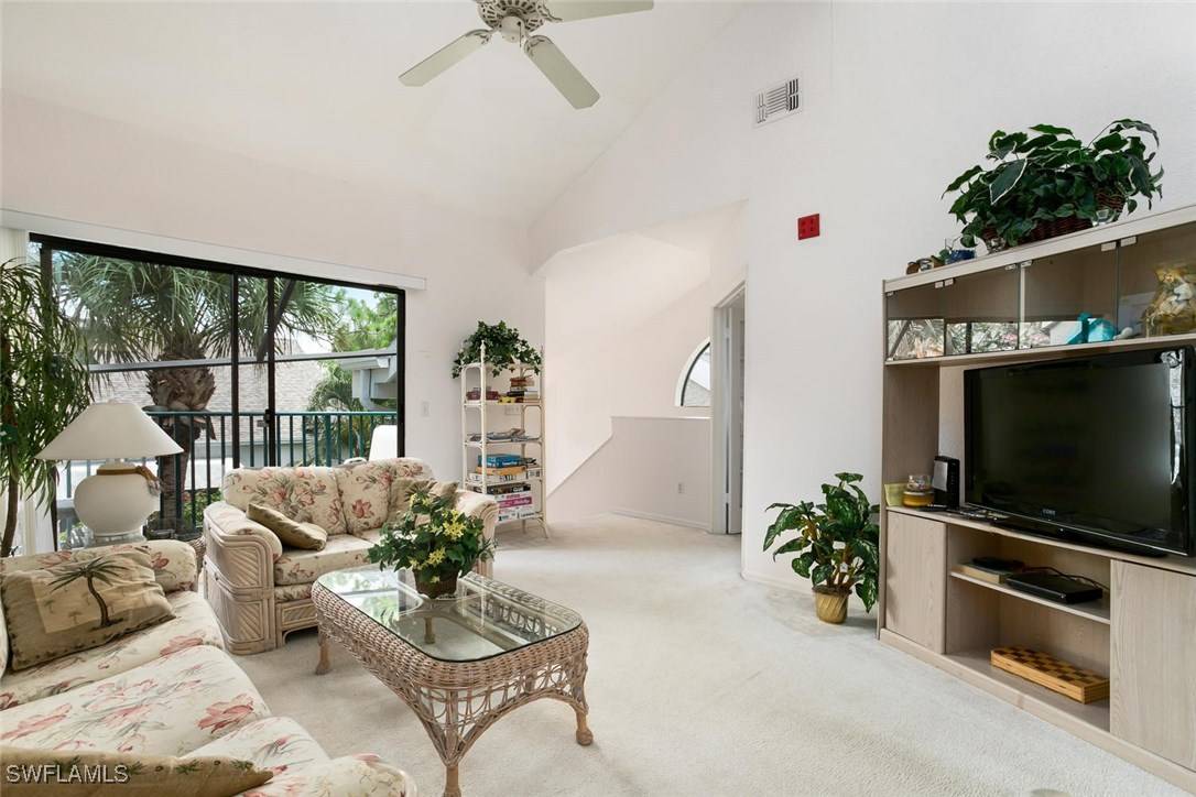Naples, FL 34108-0503,81 EMERALD WOODS DR #M8