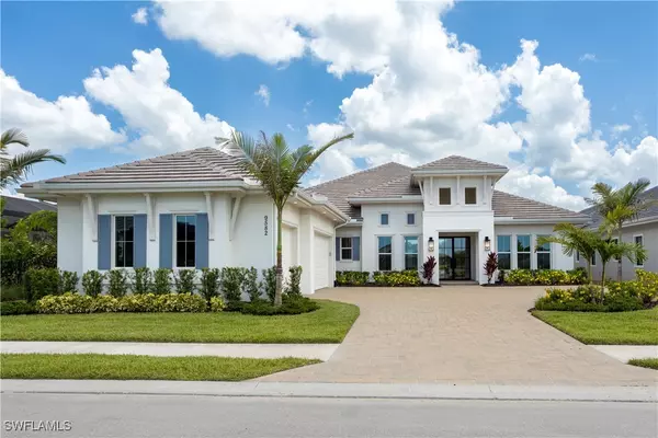 9582 Moonflower LN, Naples, FL 34114