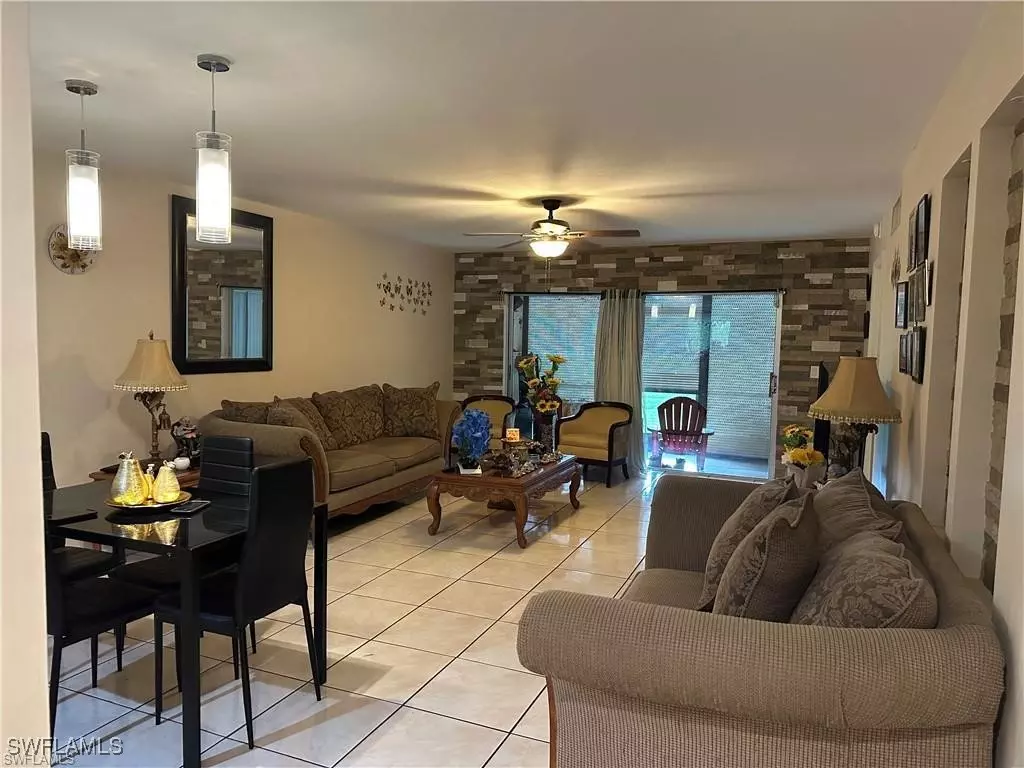 Naples, FL 34113,5697 Rattlesnake Hamm RD #C-105