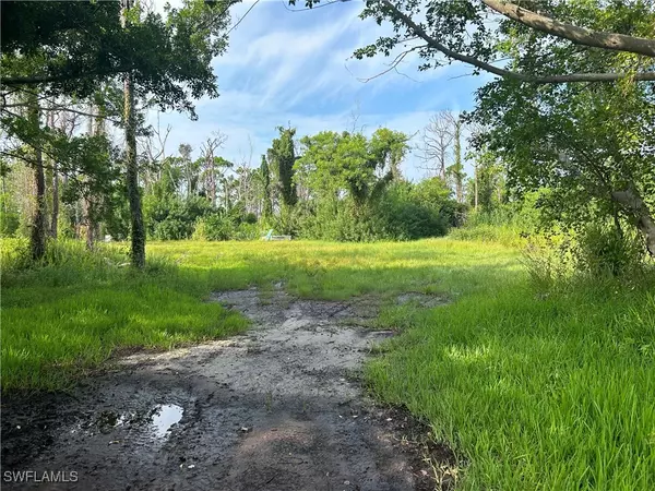 4291 Pinetree BLVD, St James City, FL 33956