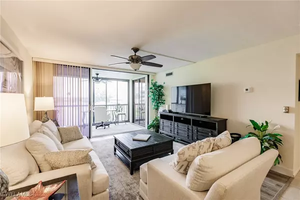 Fort Myers, FL 33919,4210 Steamboat BND #405