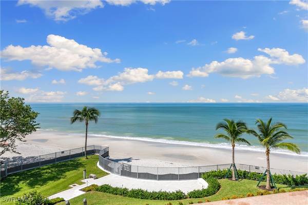 3401 Gulf Shore BLVD N #303, Naples, FL 34103