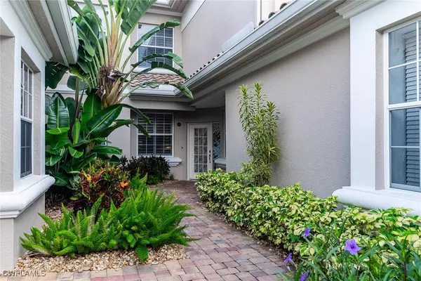 Naples, FL 34114,3955 Deer Crossing CT #102