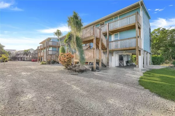 Everglades City, FL 34139,211 Buckner AVE S #825