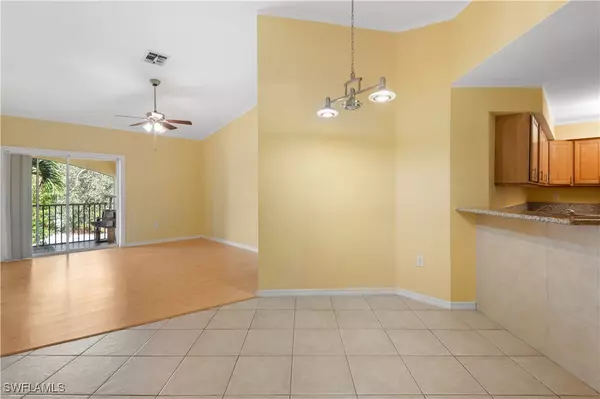 12505 McGregor BLVD #207, Fort Myers, FL 33919