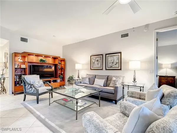 Miromar Lakes, FL 33913,10015 Valiant CT #102