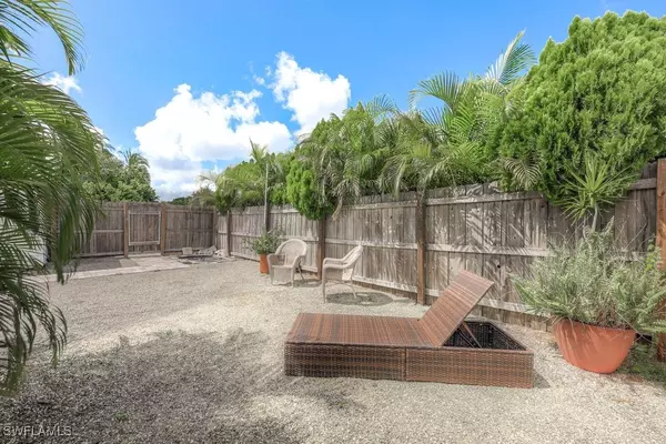 21150 Cypress Park CIR, Estero, FL 33928