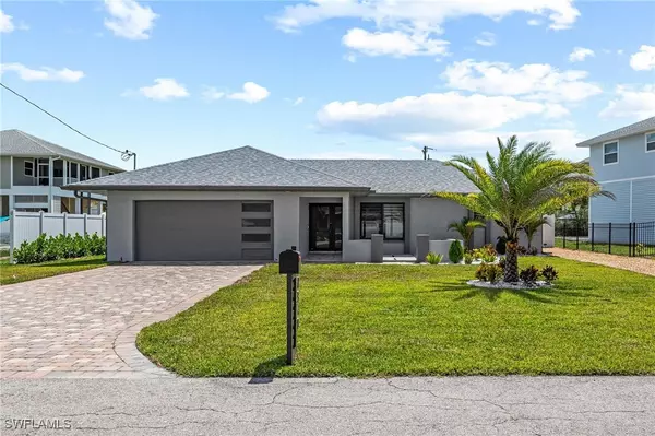7940 Buccaneer DR, Fort Myers Beach, FL 33931