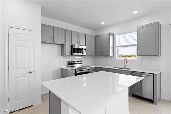Punta Gorda, FL 33982,17351 Peregrine WAY