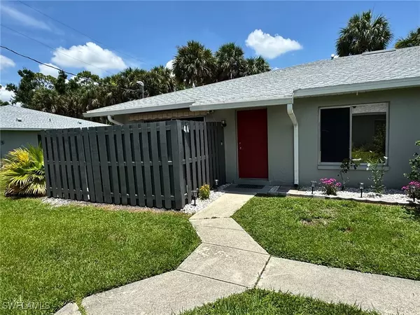 North Fort Myers, FL 33903,1165 Palm AVE #4A