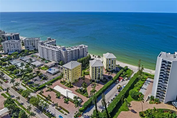 Naples, FL 34103,3483 Gulf Shore BLVD N #604