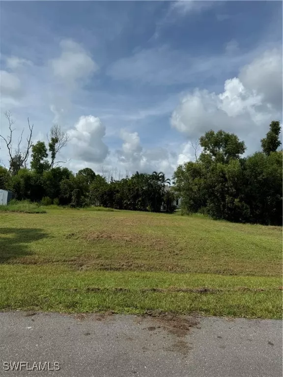 Bokeelia, FL 33922,5620 Ann Arbor DR