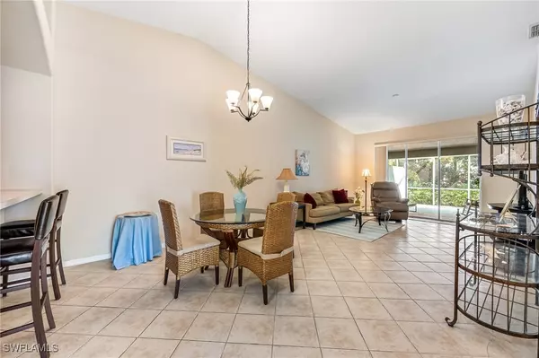 Naples, FL 34112,6140 MANDALAY CIR