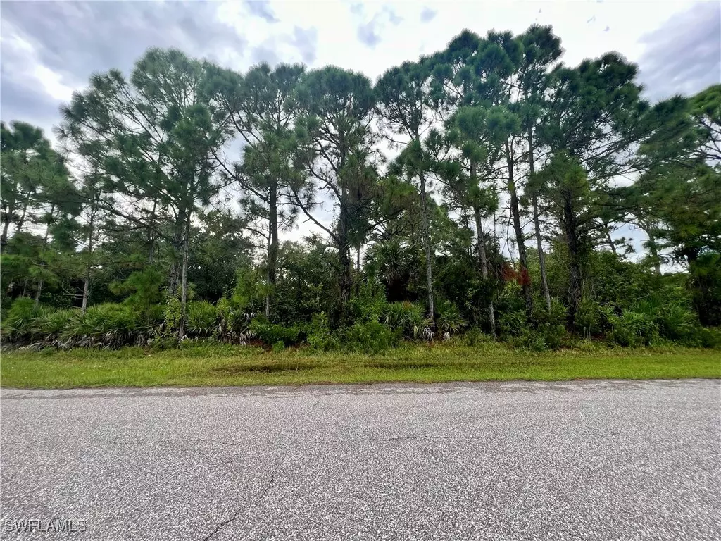 Port Charlotte, FL 33981,5291 Hoffman ST