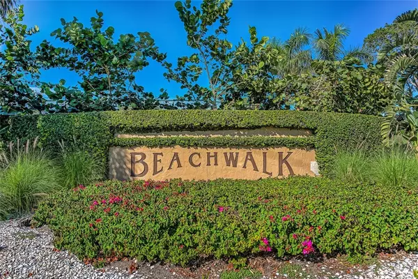 Naples, FL 34108,649 Beachwalk CIR #C-201