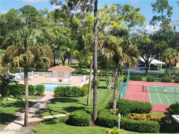 Naples, FL 34112,5970 Amherst DR #C306