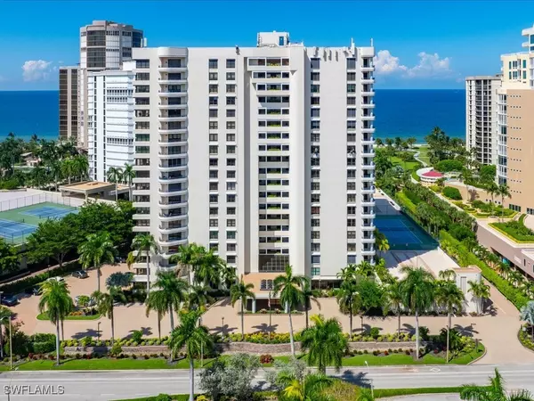 Naples, FL 34103,4451 Gulf Shore BLVD N #1502