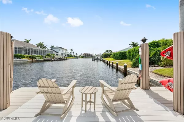 Marco Island, FL 34145,241 Grapewood CT