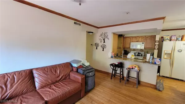 Fort Myers, FL 33916,2925 Winkler AVE #904