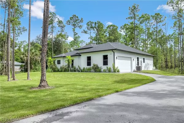 Naples, FL 34117,3960 8th AVE SE