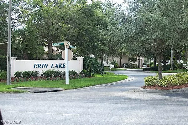 Naples, FL 34119,5841 Jameson DR