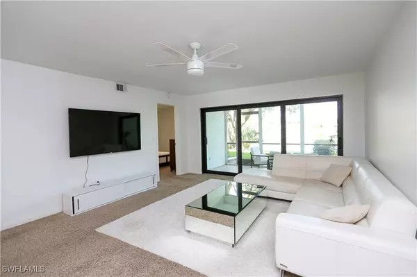 Naples, FL 34112,5754 Deauville CIR #E104