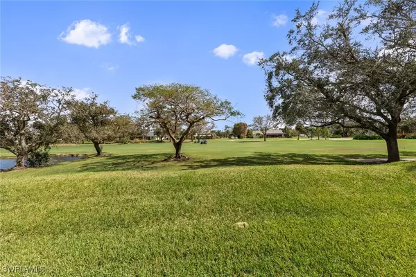 Fort Myers, FL 33908,16341 Fairway Woods DR #303