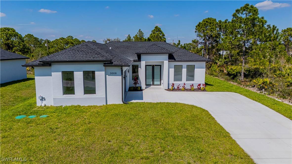 3010 37th ST W, Lehigh Acres, FL 33971
