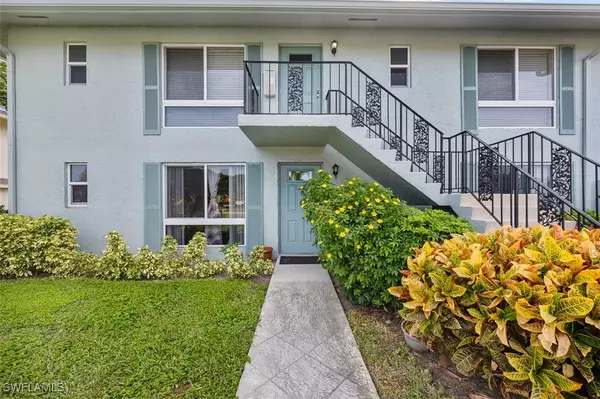 197 Harrison RD #7-3, Naples, FL 34112