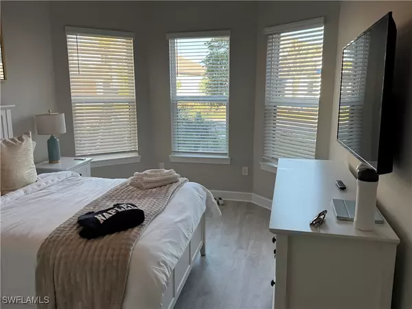 Naples, FL 34114,15355 Turin DR